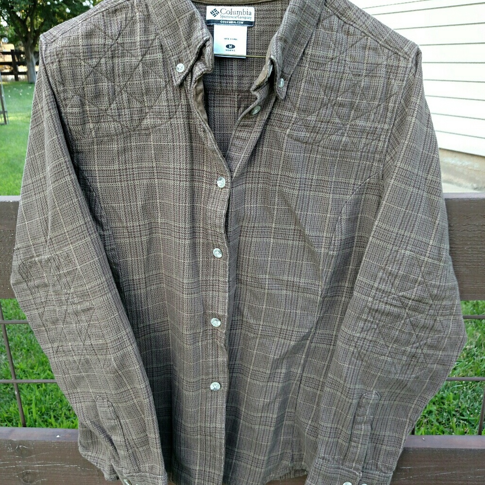 Columbia button shirt women's M